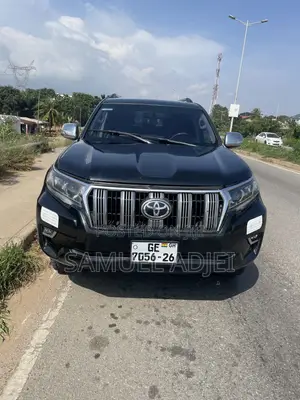 Toyota Land Cruiser Prado 2012 Black