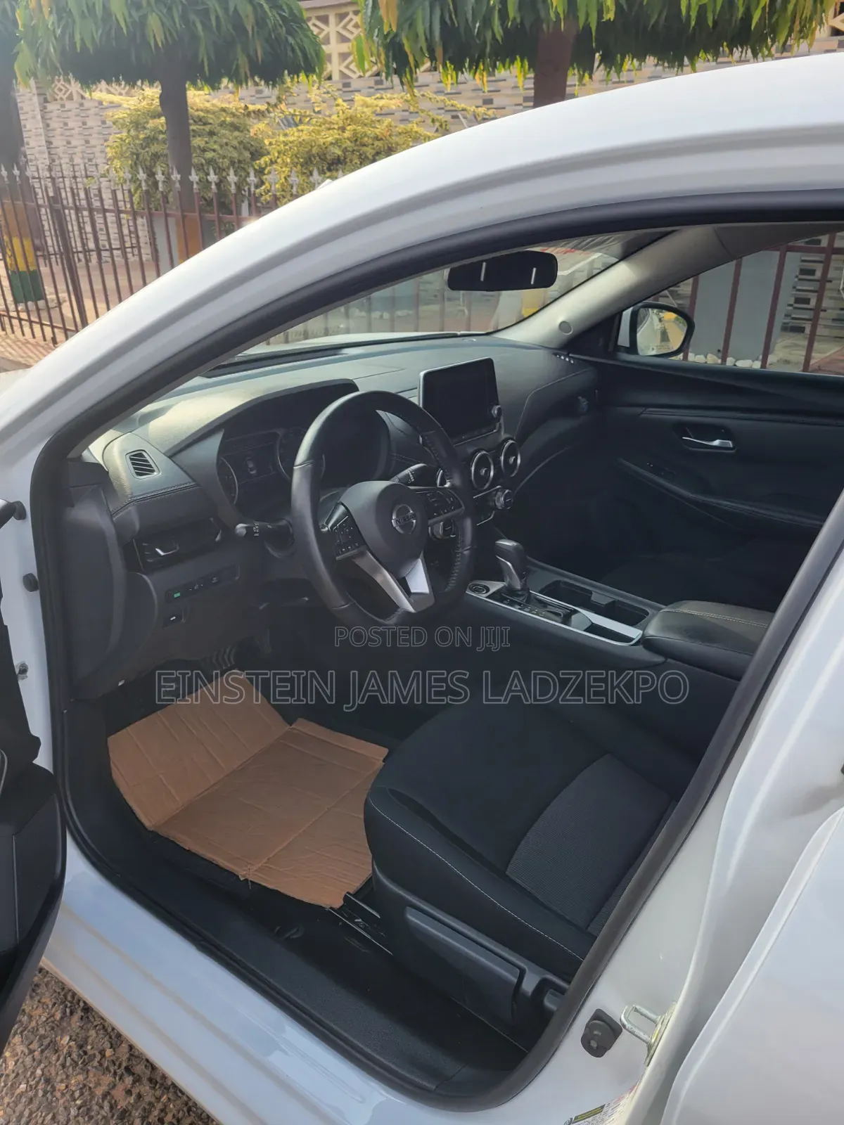 Nissan Sentra SV 2023 White