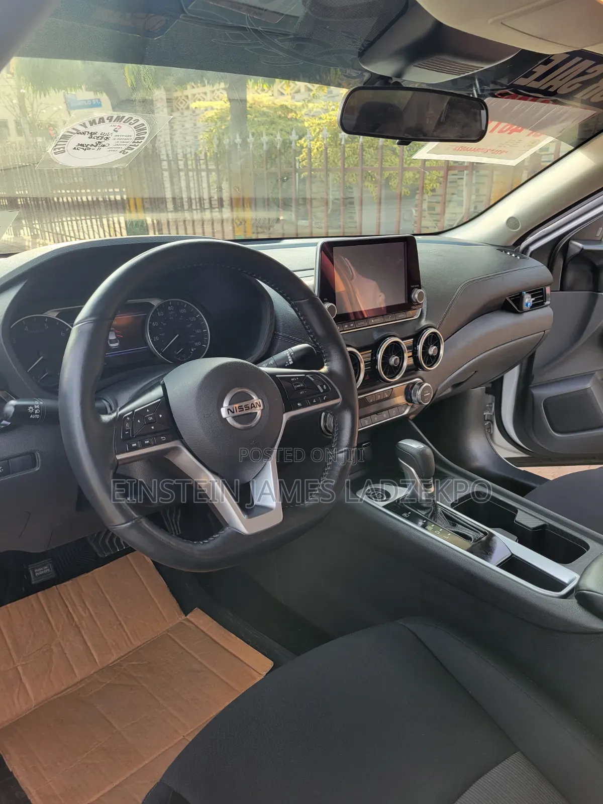 Nissan Sentra SV 2023 White