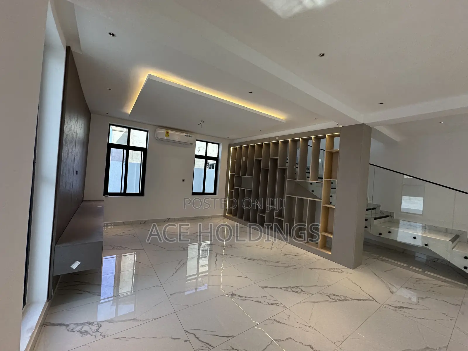 4bdrm Mansion in Amrahia for sale
