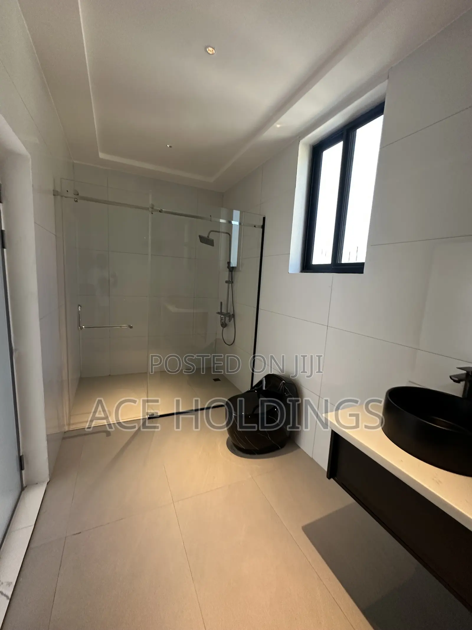4bdrm Mansion in Amrahia for sale