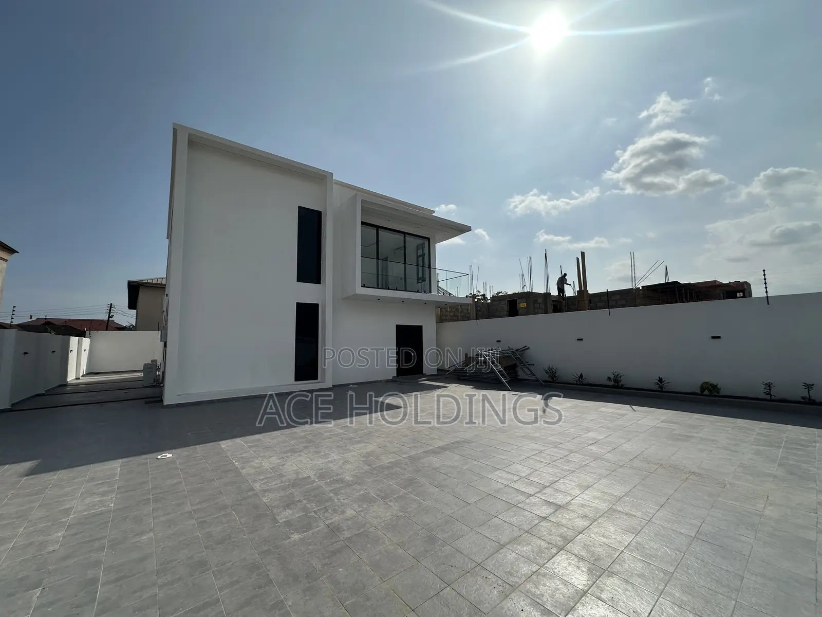 4bdrm Mansion in Amrahia for sale