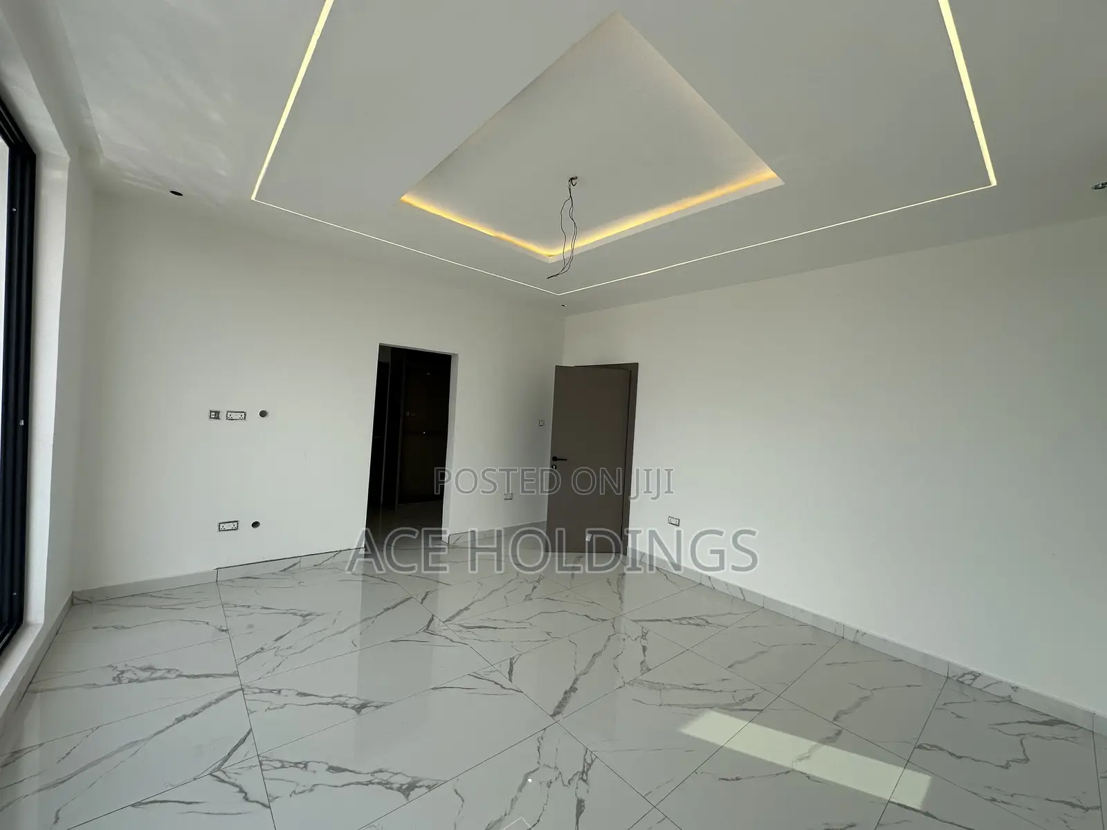 4bdrm Mansion in Amrahia for sale