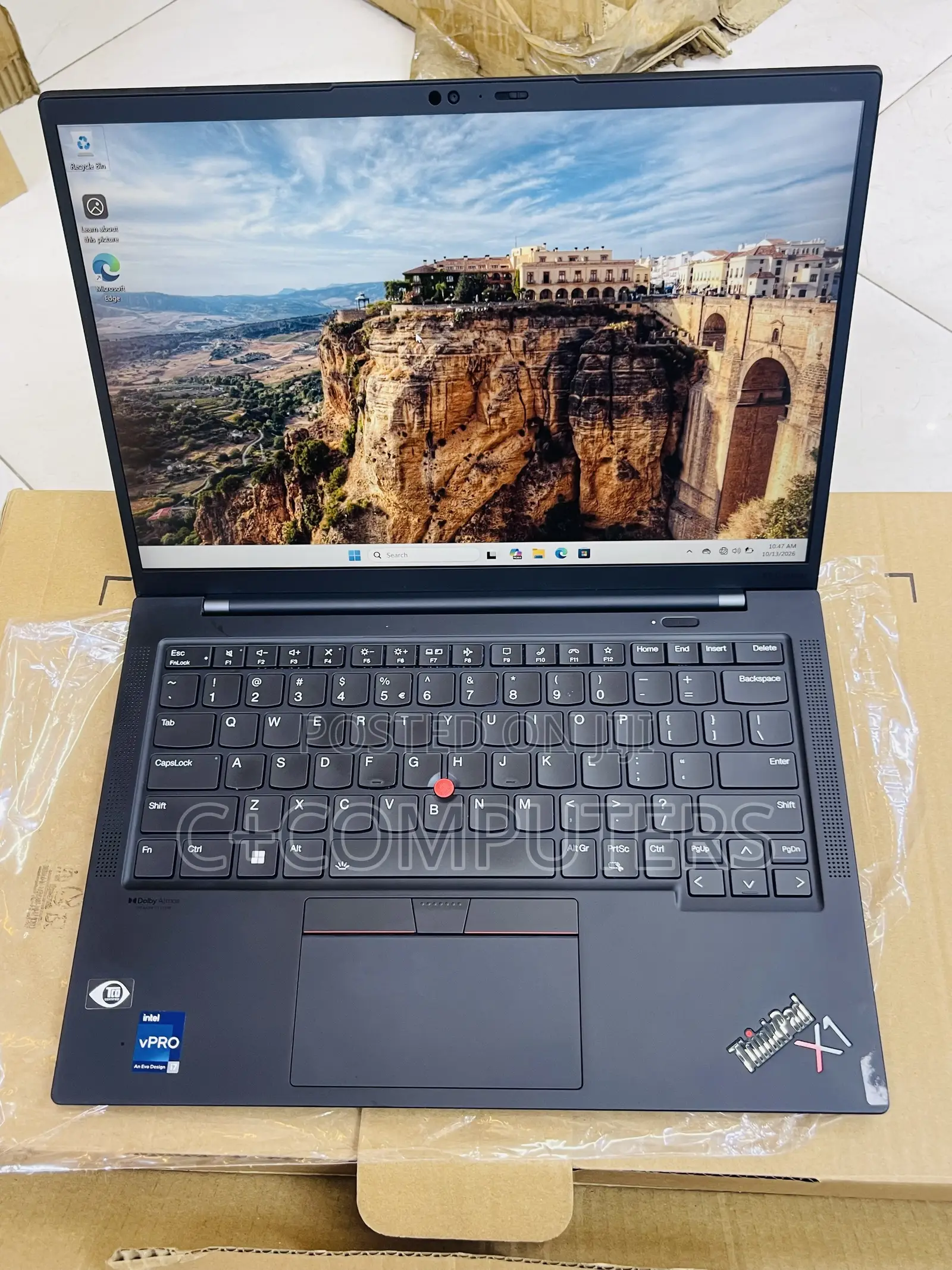 New Laptop Lenovo ThinkPad X1 Carbon 32GB Intel Core i7 SSD 512GB
