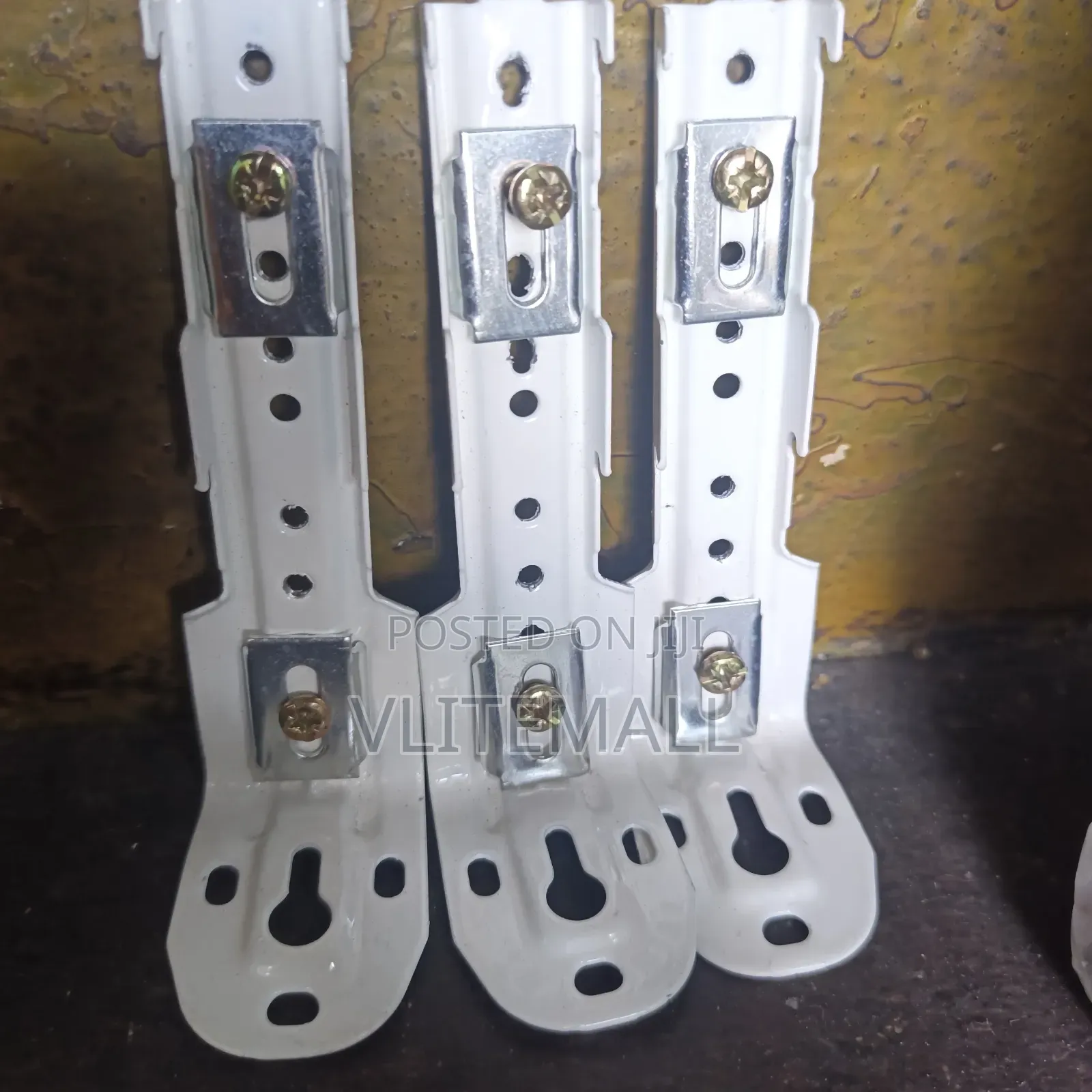 White Metal Curtain Track Brackets(2pcs)
