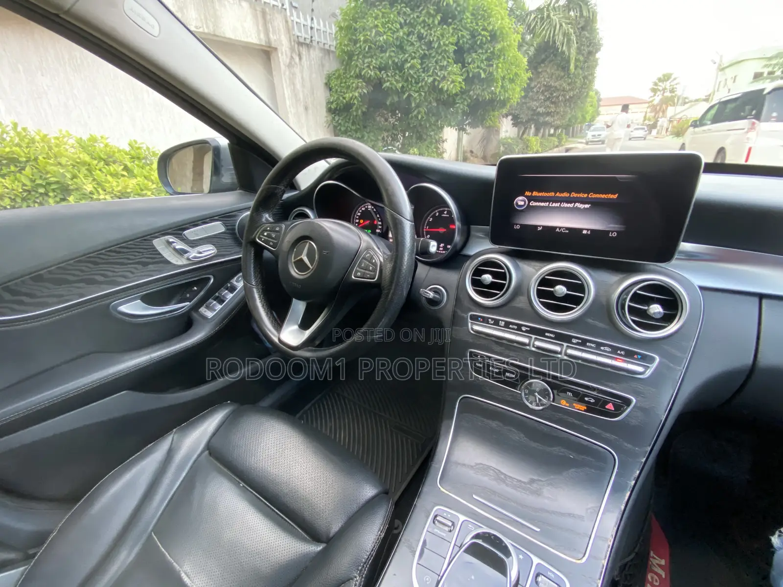 Mercedes-Benz C300 2015 Brown