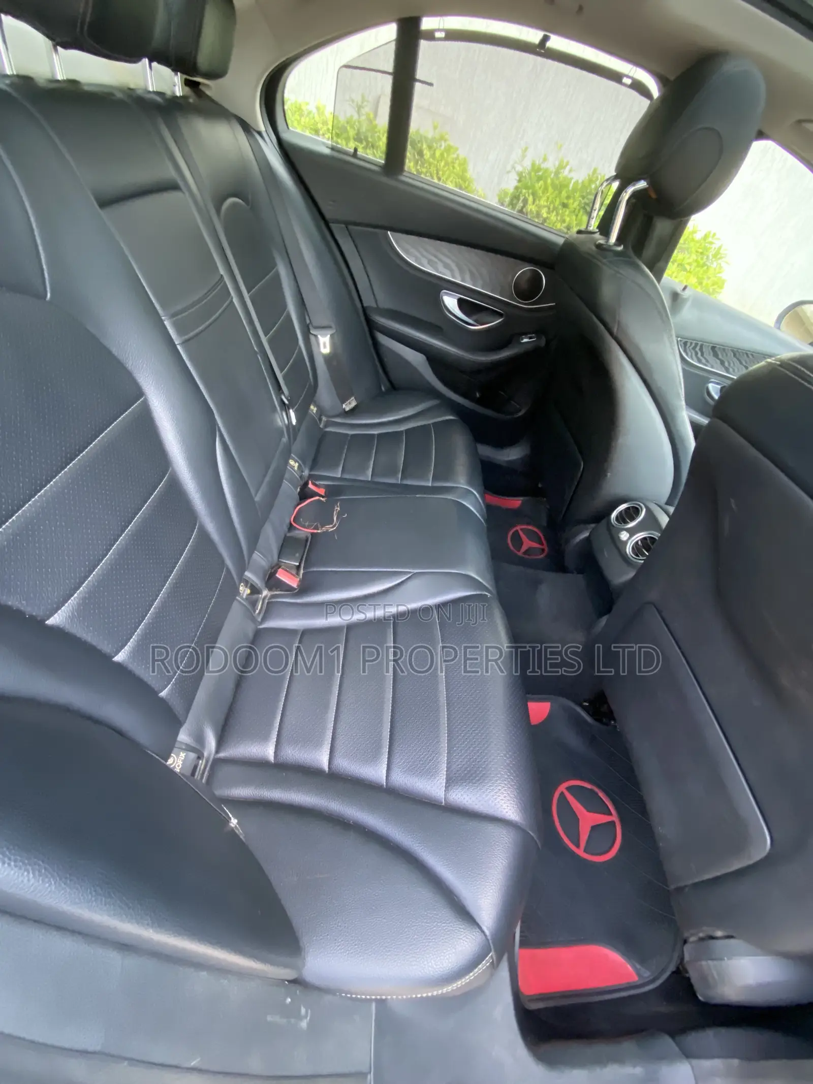 Mercedes-Benz C300 2015 Brown