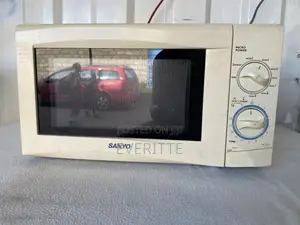 SANYO Microwave Oven With Grill Perfectly Working