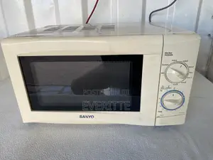 SANYO Microwave Oven With Grill Perfectly Working
