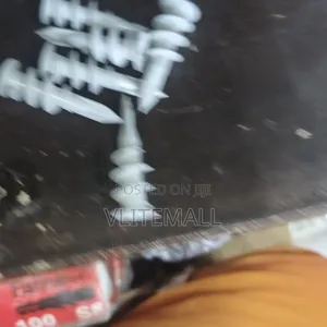 Shows Zinc Alloy Self-Drilling Drywall Anchors 10pcs