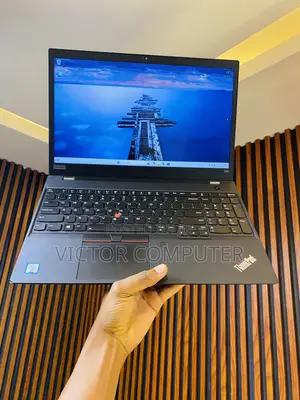 Laptop Lenovo ThinkPad T580 16GB Intel Core i7 SSD 256GB