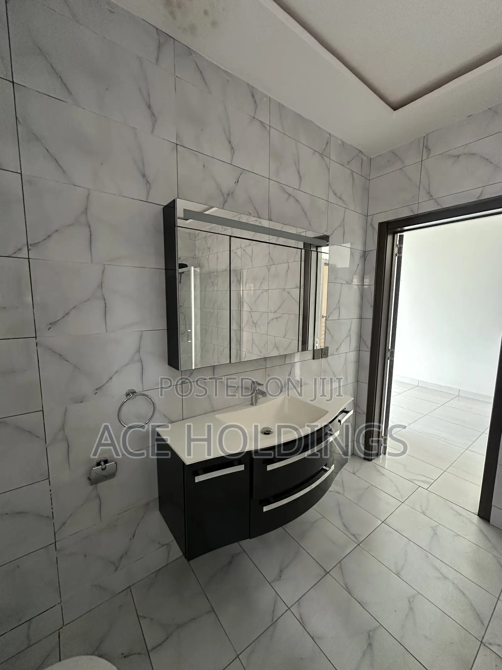 4bdrm House in Oyarifa for sale