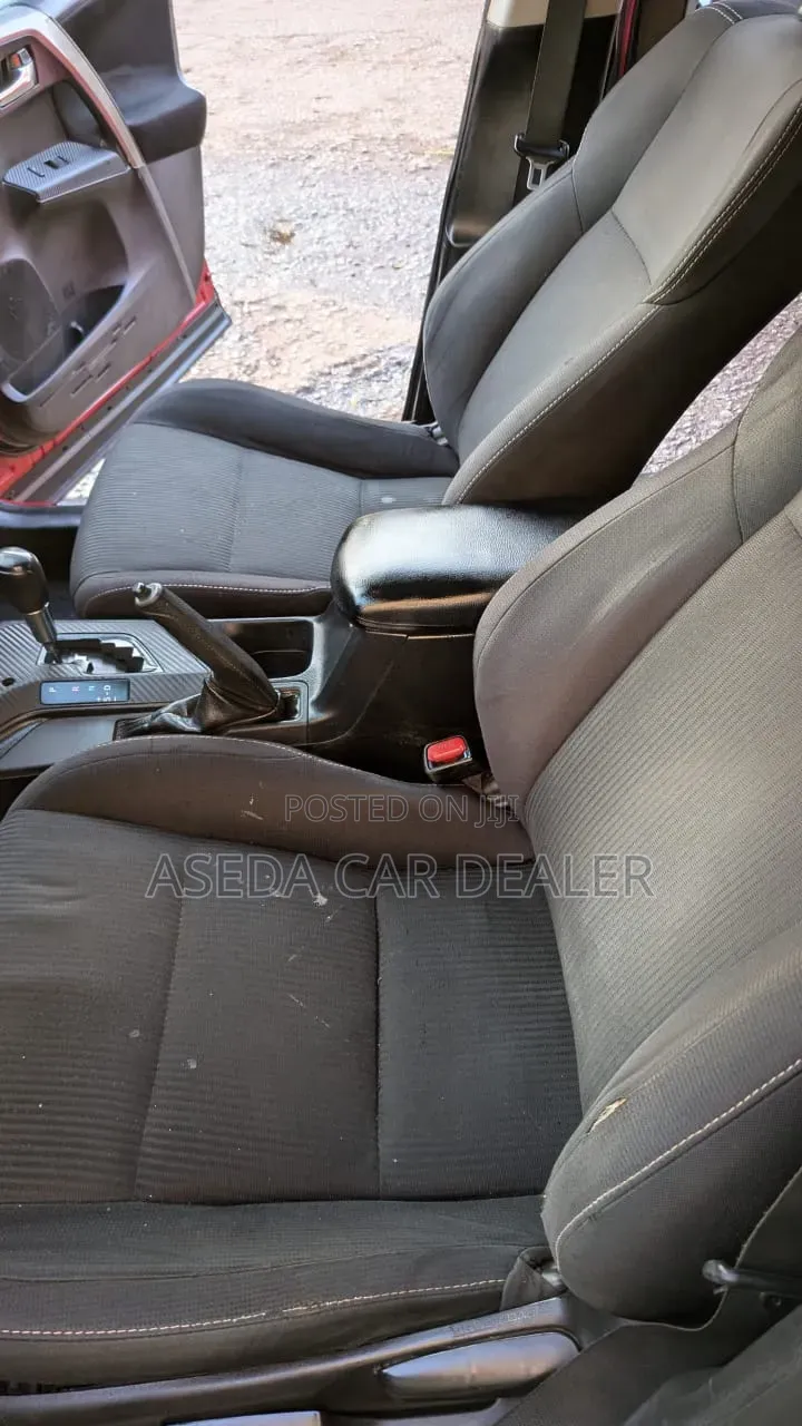 Toyota RAV4 2016 Brown