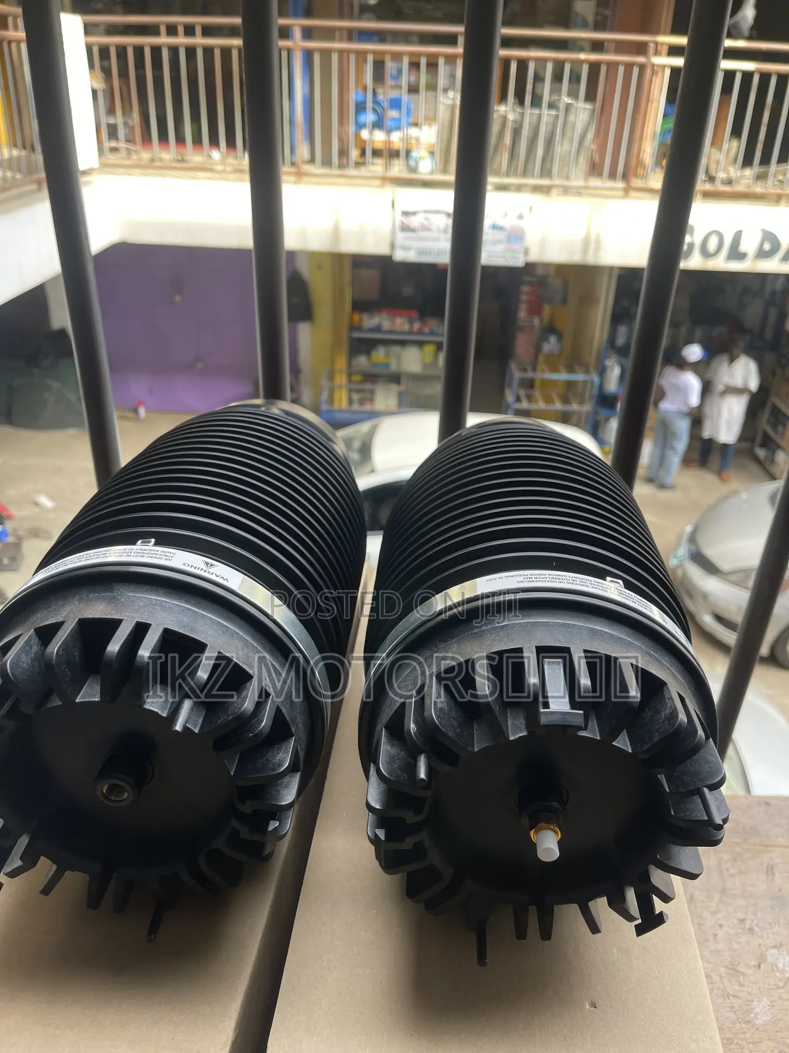 Ram Back Air Balloon Shocks