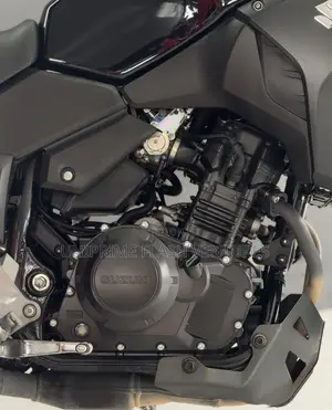 Suzuki V-Strom 2023 Red