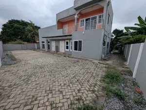 4bdrm Duplex in Dome, Parakuo Estate for rent
