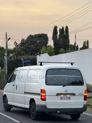 Toyota HiAce 1999 White