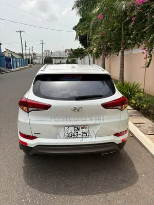Hyundai Tucson Limited AWD 2016 White