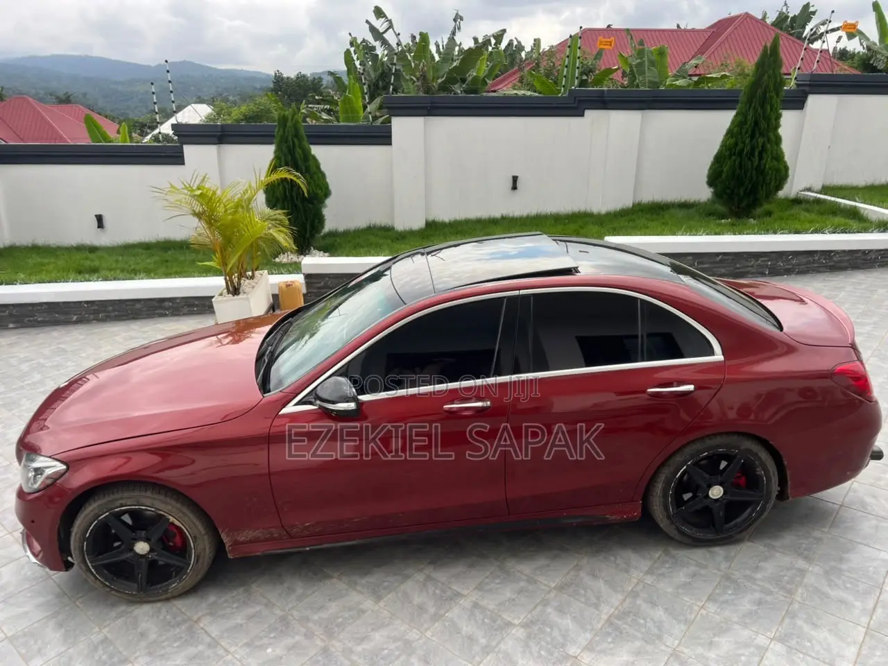 Mercedes-Benz C300 Base 4Matic Sedan AWD (2.0L 4cyl 7A) 2016 Red