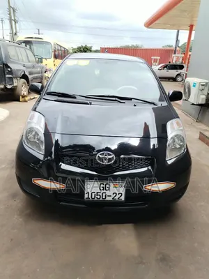 Toyota Yaris 2010 Black
