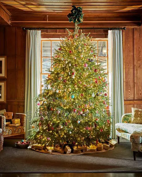 Christmas Trees and Deco Stuffs ( Read Description )