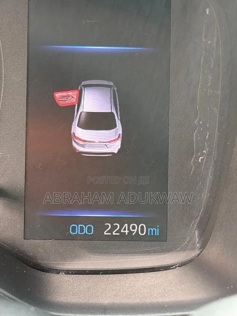 Toyota Corolla LE 2021 Red