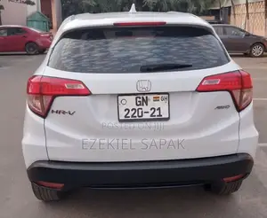 Honda HR-V 4dr SUV (1.5L 4cyl CVT) 2016 White