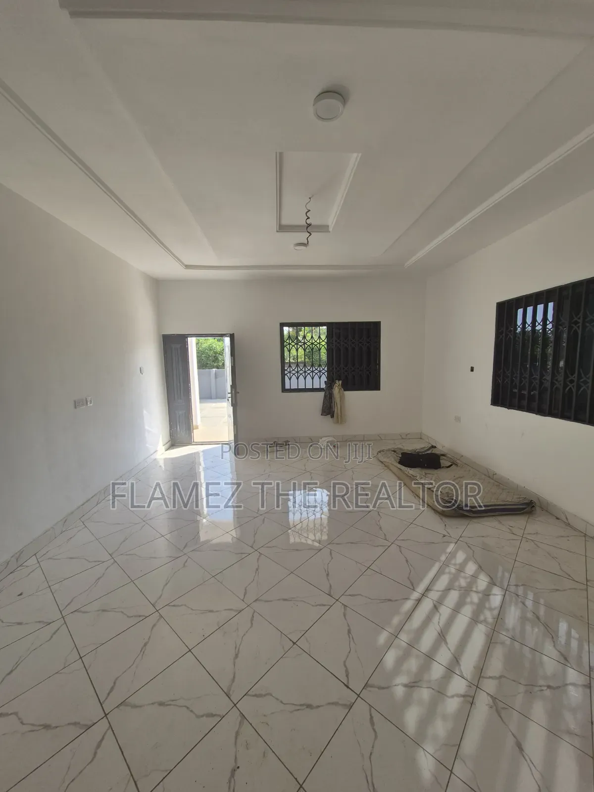 3bdrm Duplex in Acp Franco, Pokuase for sale