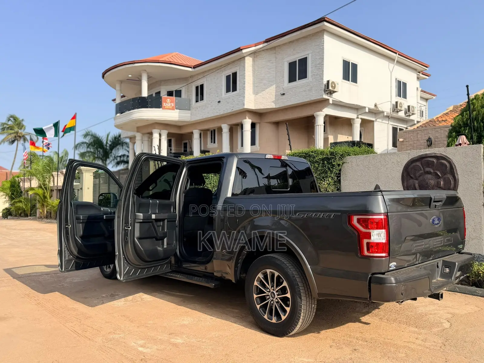 Ford F-150 XLT 4x2 SuperCrew Cab Styleside 5.5 ft. box 145 in. WB 2019