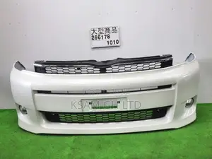 Voxy 2013 Front Cut