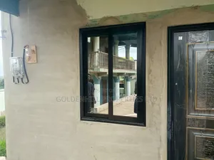 1bdrm House in Goldenhill for rent