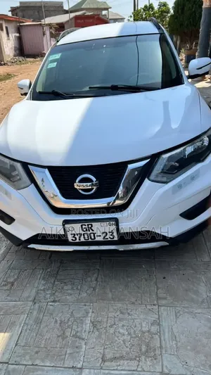 Nissan Rogue SV FWD 2018 White