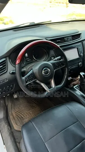 Nissan Rogue SV FWD 2018 White