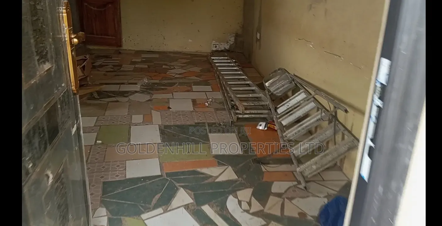 1bdrm House in Goldenhill for rent
