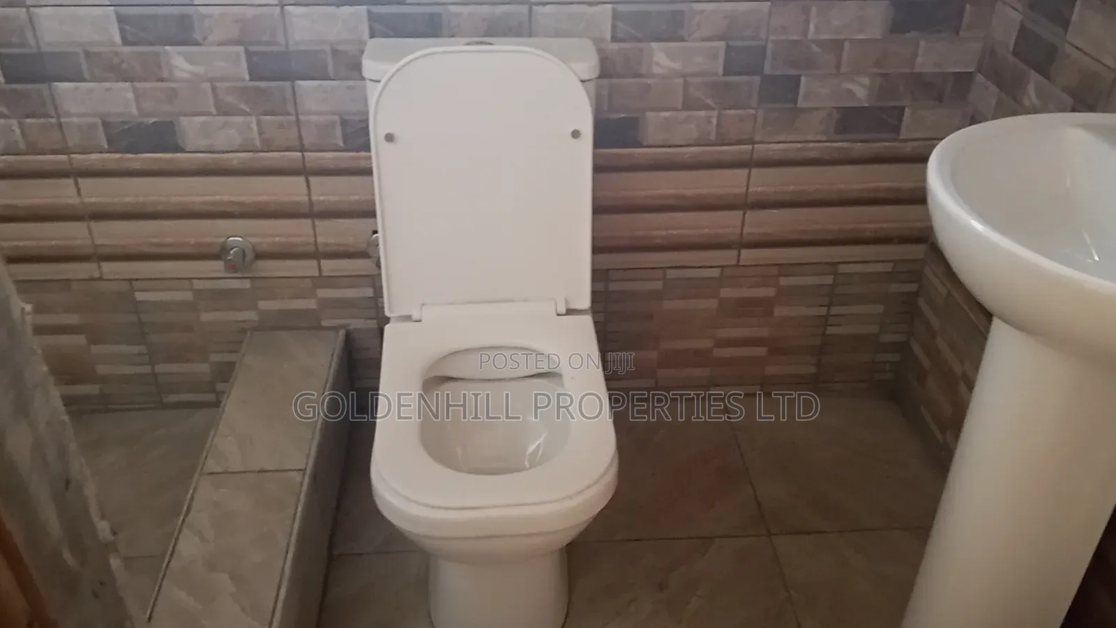 1bdrm House in Goldenhill for rent
