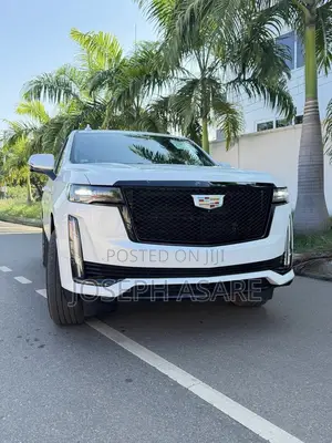 Cadillac Escalade 2022 White