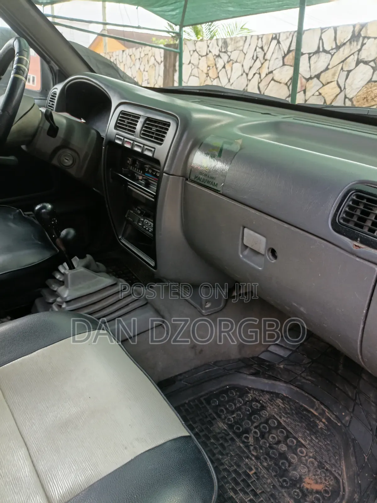 Nissan Hardbody 2007 Off white