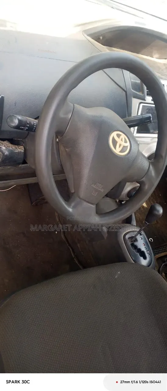 Toyota Vitz 2008 Black