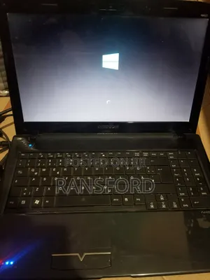 Laptop Medion 4GB Intel Core i3 HDD 500GB