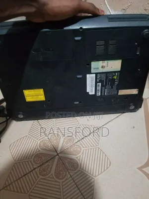 Laptop Medion 4GB Intel Core i3 HDD 500GB