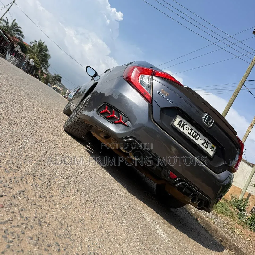 Honda Civic 2019 Gray