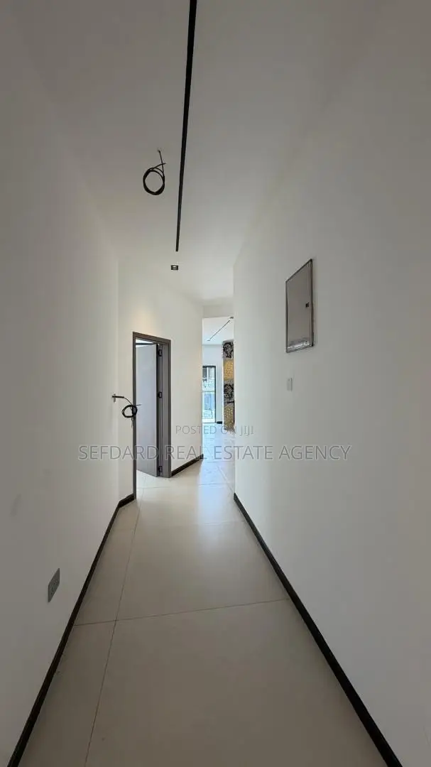 4bdrm House in Sefdard Properties, Ablekuma for sale