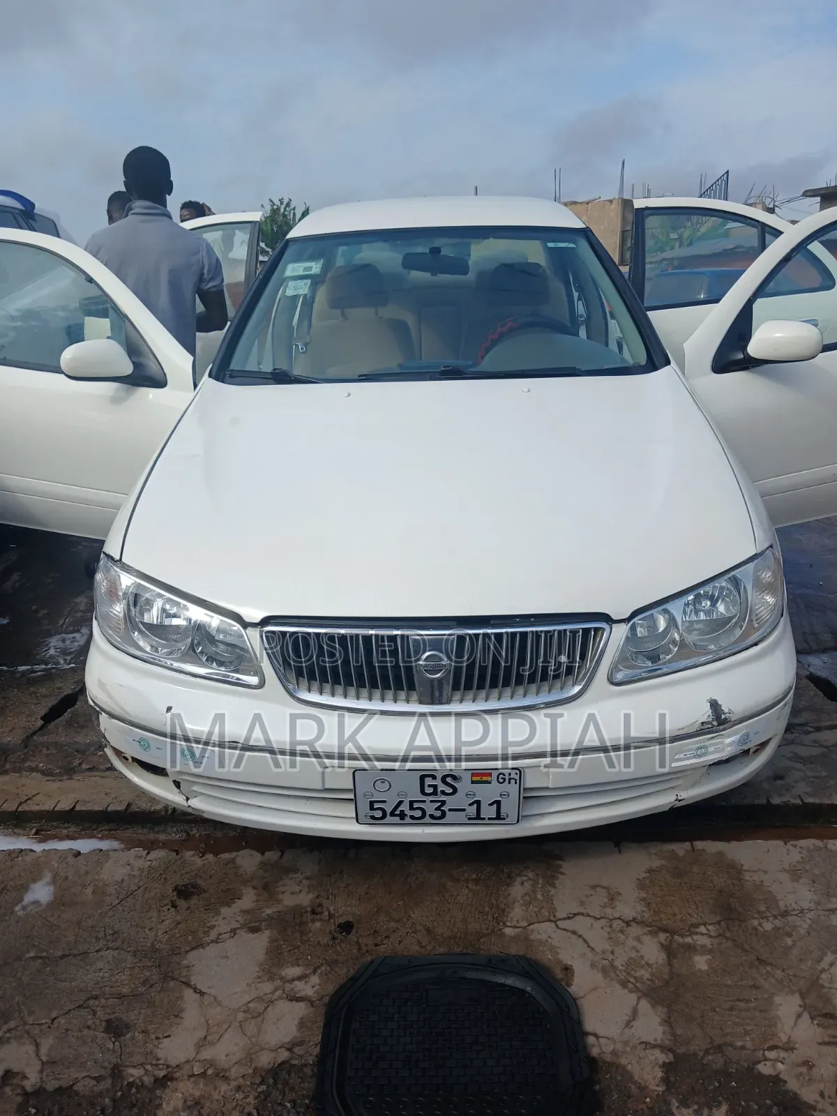 Nissan Sunny 2010 White