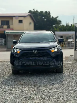Toyota RAV4 XLE AWD 2024 Blue