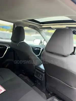 Toyota RAV4 XLE AWD 2024 Blue