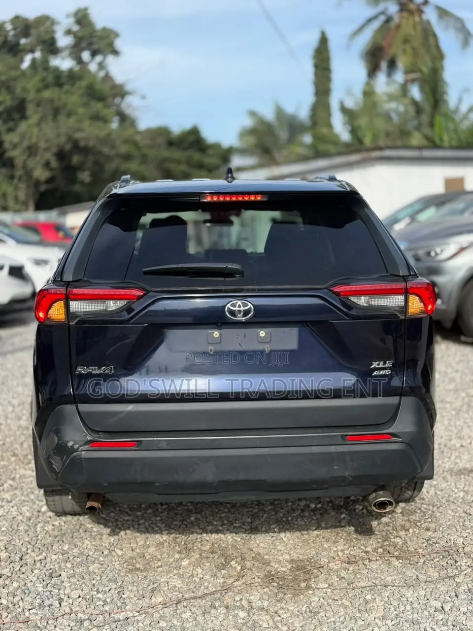 Toyota RAV4 XLE AWD 2024 Blue