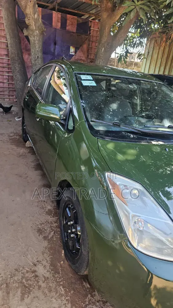 Toyota Prius HSD Hybrid 2004 Gray