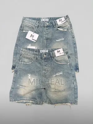 *Quality Jeans Short* *Available Sizes: 30,31,32,33,34,36*