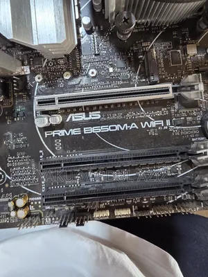 Ryzen 5 8400f Plus 16gig Ram DDR5