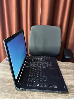 Laptop Toshiba Satellite C50 8GB Intel Core i3 HDD 500GB